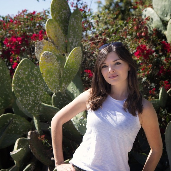 Meet your Posher, Rachel - Picture 1 of 7